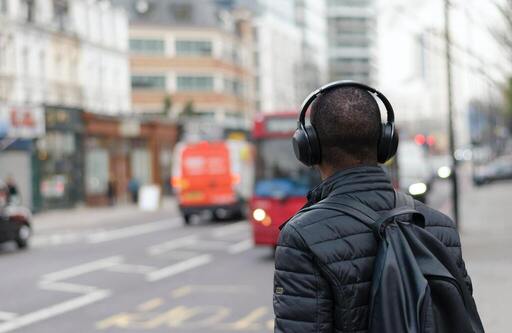 The 20+ Best Places To Find Free Audiobooks Online